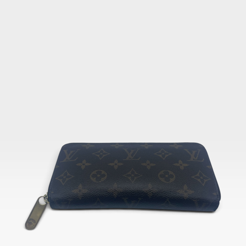 Louis Vuitton Zippy Wallet – Monogram Canvas